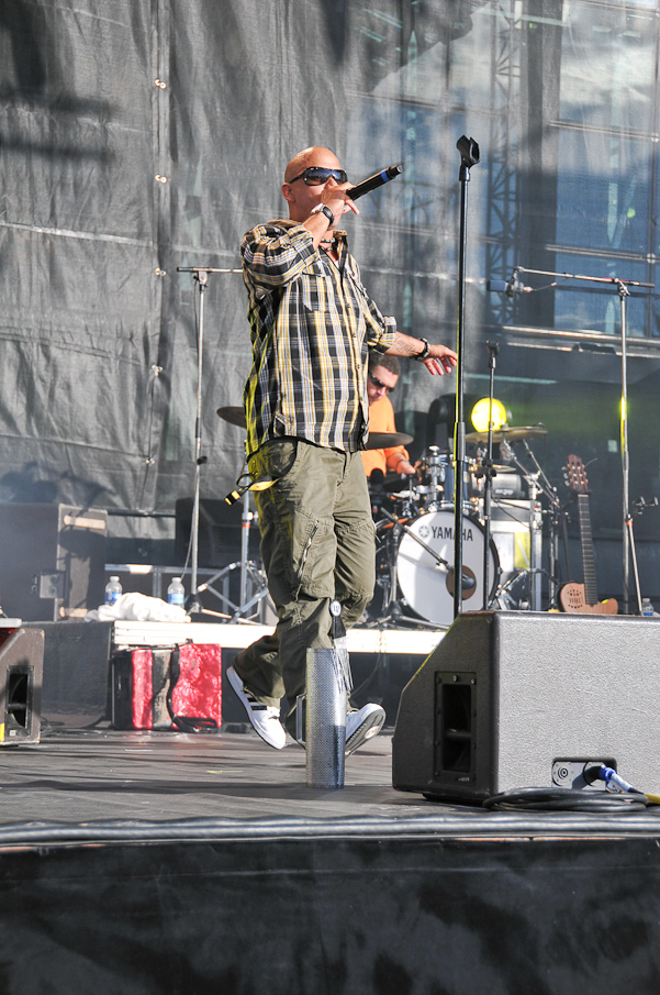 Fete de la Musique Evry 2009 - Sergent Garcia 360.jpg